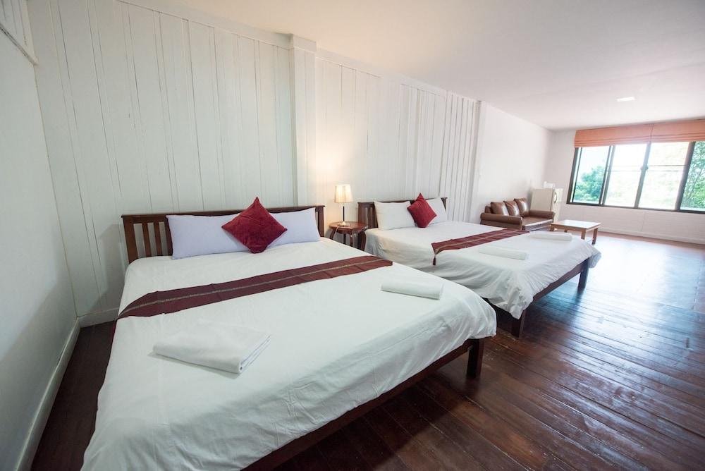 Baansuan Aokhai Beach Resort Mae Phim Extérieur photo
