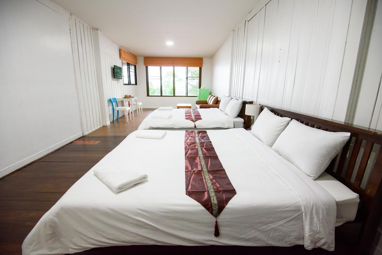 Baansuan Aokhai Beach Resort Mae Phim Extérieur photo