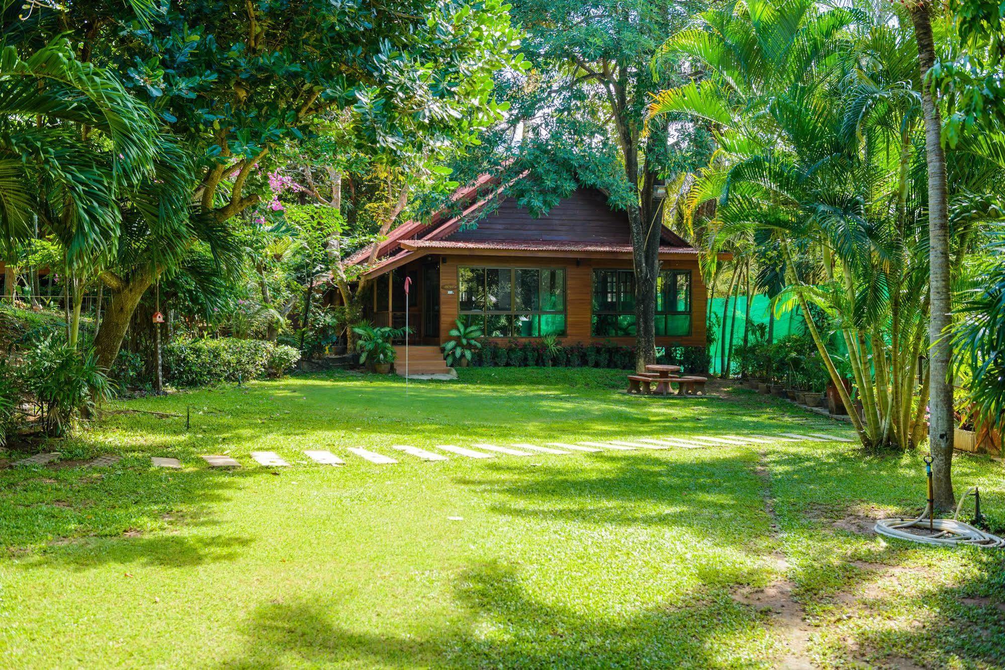 Baansuan Aokhai Beach Resort Mae Phim Extérieur photo